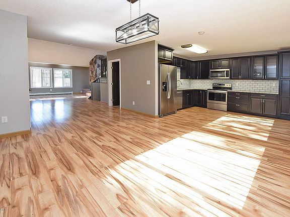 4th image of 3100 Delta Dr