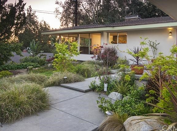 5th image of 1935 Liliano Dr
