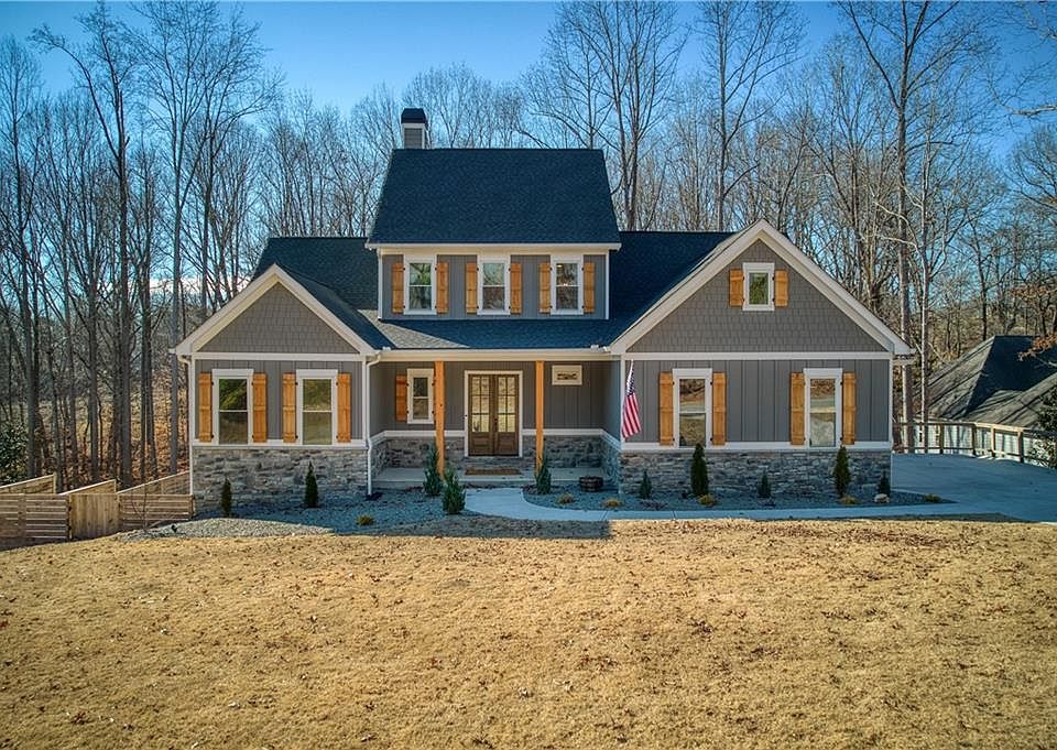 1st image of 206 Autumn Brook Dr