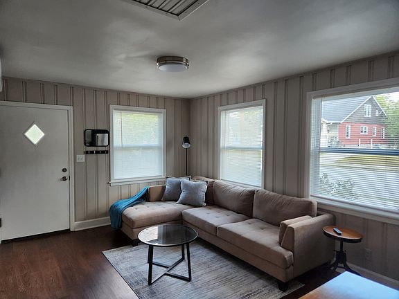 2nd image of 417 N Cedar St #5