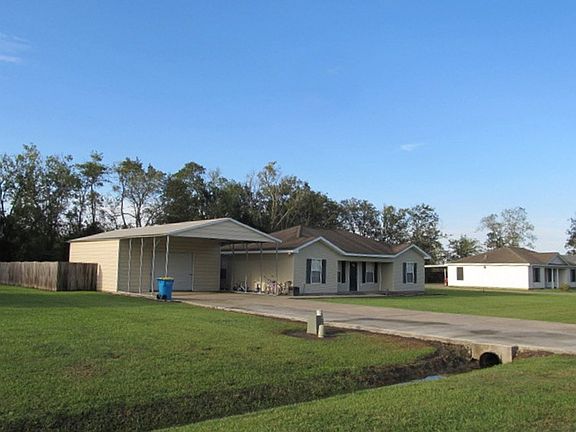 3rd image of 1107 Poydras Pl