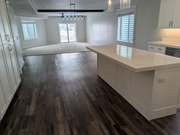 984 W 1950 N #1, Woods Cross, UT 84087