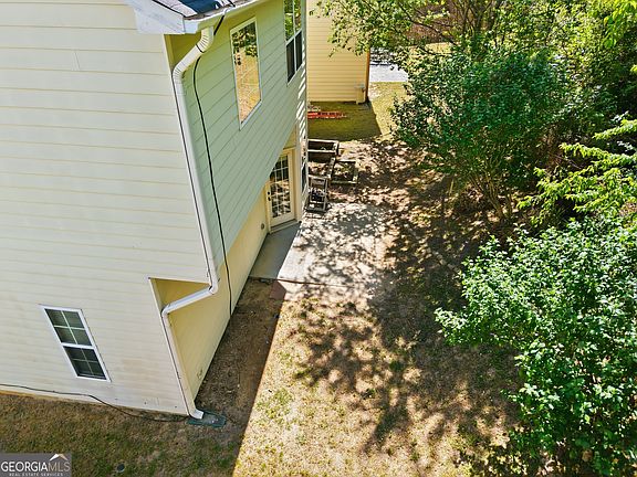 4th image of 2611 Bald Cypress Dr