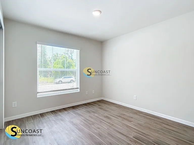 11399 Poplin Ave — Photo 9