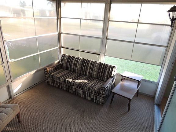 3rd image of 7316 Lakeshore Dr