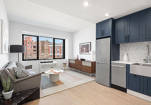 3rd image of 475 Clermont Ave #403