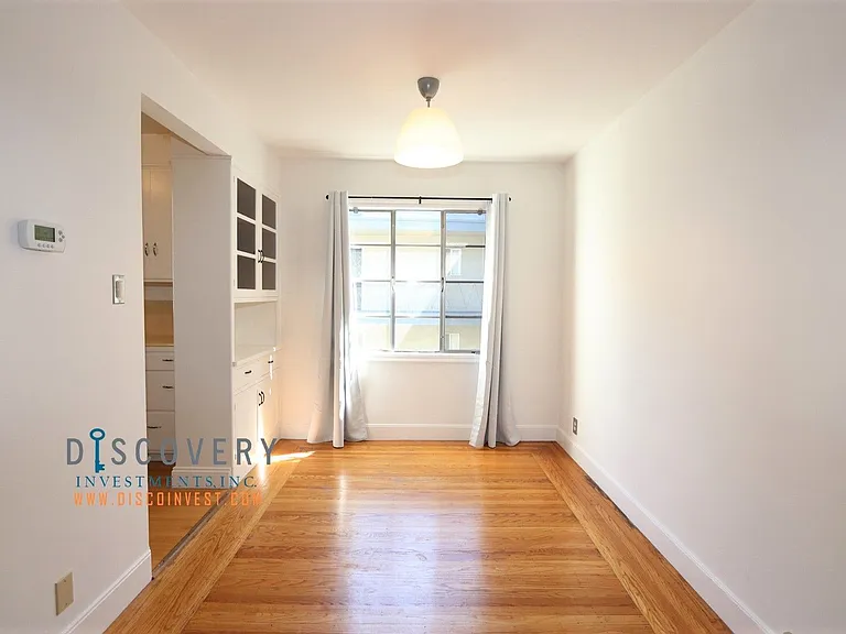 216 Lee St — Photo 11