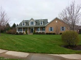 8736 Mackenzie Ave NW, North Canton, OH 44720