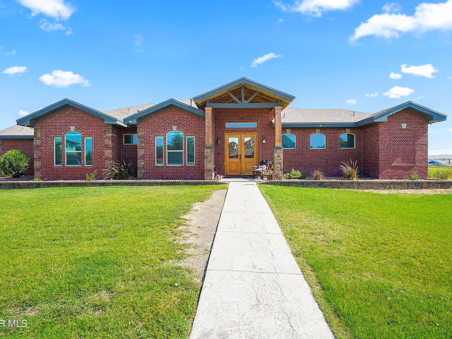 100 Valley Rnch, Clint, TX 79836 | Zillow