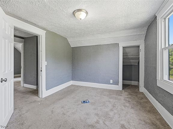 5th image of 3337 E 143rd St