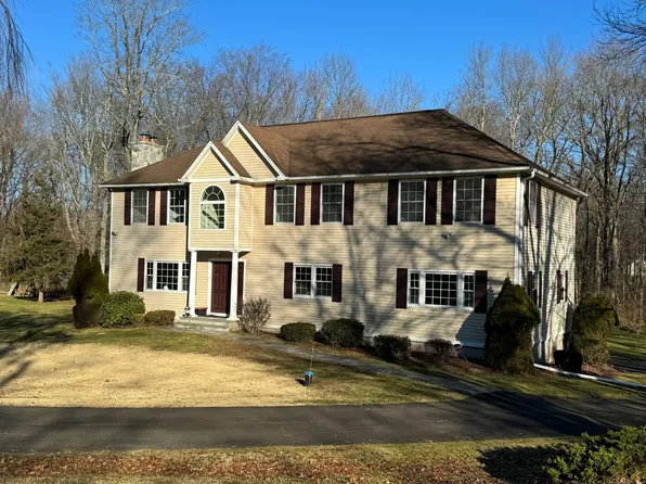 95 Lynn Drive, Monroe, CT 06468