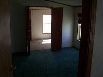 3rd image of 807 Millwood Trl