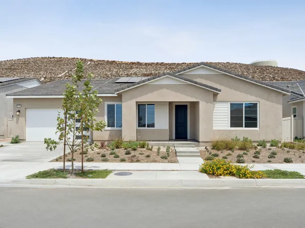17879 Cirrus Dr, Santa Clarita, CA 91351