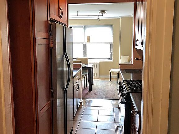 5th image of 165 W End Ave APT 16E