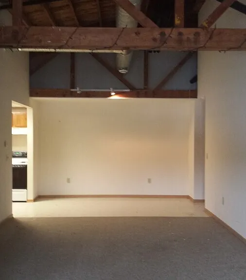 279 Riverfront Plz #208 — Photo 5