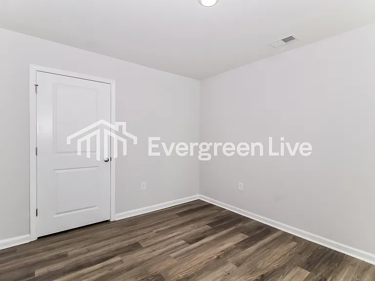 2227 Courtina Way — Photo 12