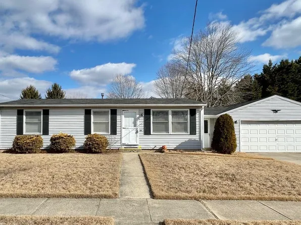 886 E 3rd St, Florence, NJ 08518