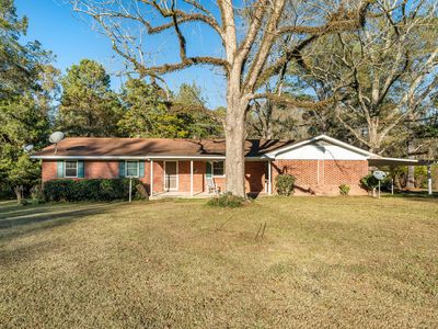 102 Holly St, Seminary, MS, 39479