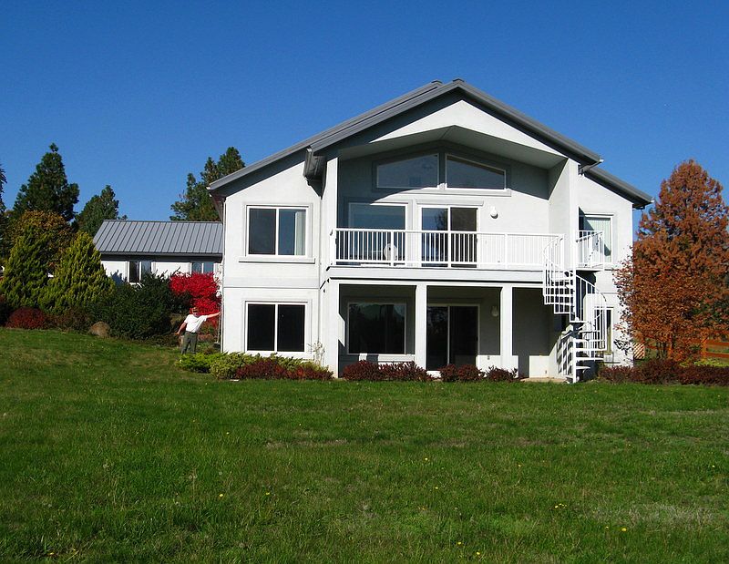 1st image of 52 Circle Dr