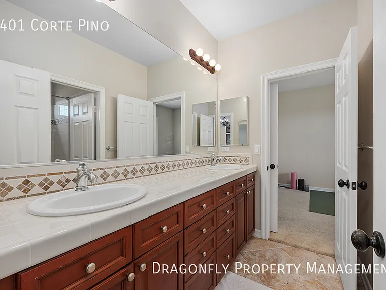 3401 Corte Pino — Photo 25