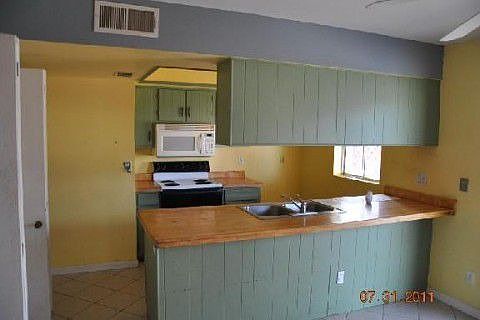2nd image of 4847 W Paradise Ln