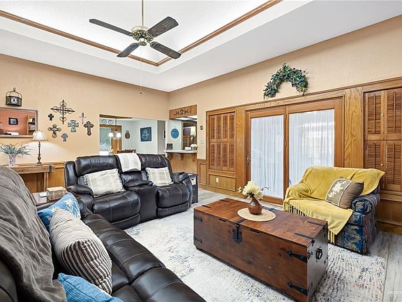 2nd image of 120 Marigold Ave