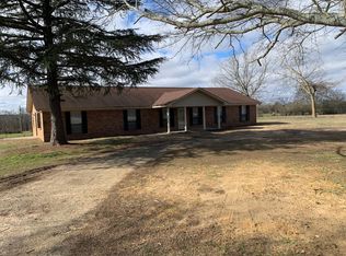 955 Rives Rd, Albertville, AL 35951