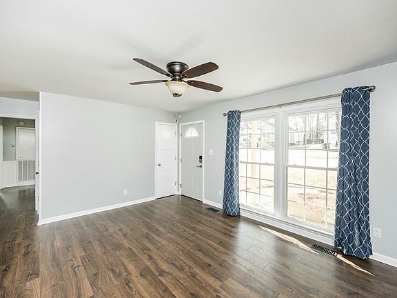 5th image of 322 Land St