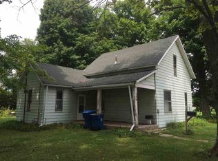 306 Short St, Argos, IN 46501