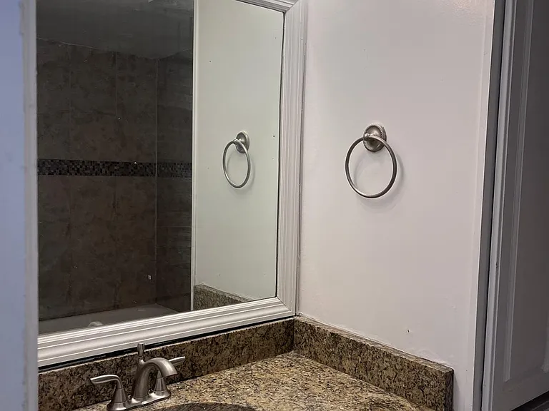133 Oyster Bay Cir #130 — Photo 10