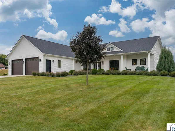 126 Shoreview Dr, Elysian, MN 56028