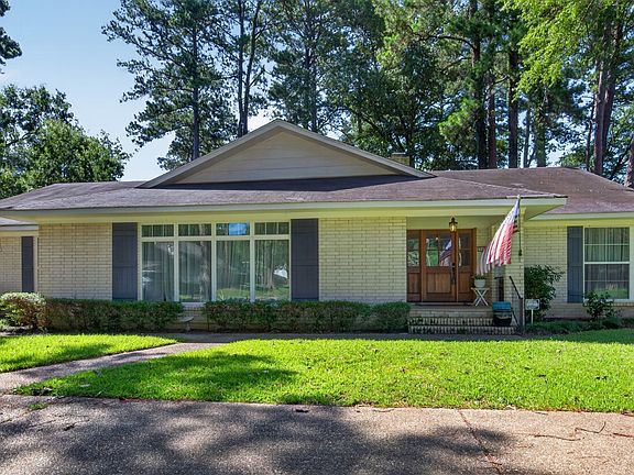 2nd image of 609 Millicent Way