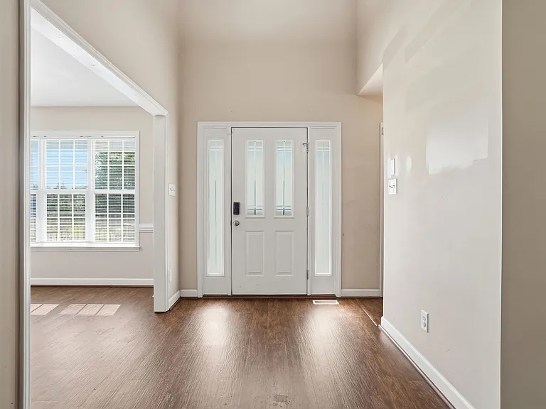 505 Heron Dr — Photo 14