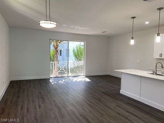 4th image of 5851 Shell Cove Drive Cpe #101