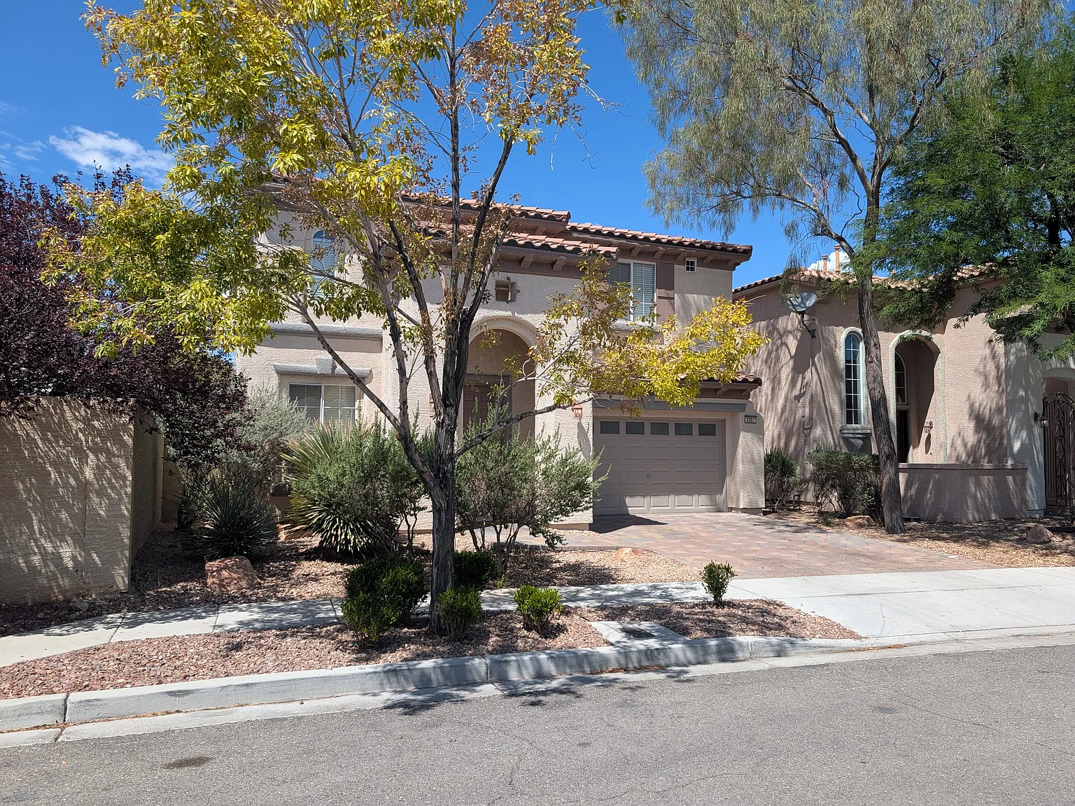 4 bed, 2.5 bath, 1840 sqft, $2,295 — Photo 4