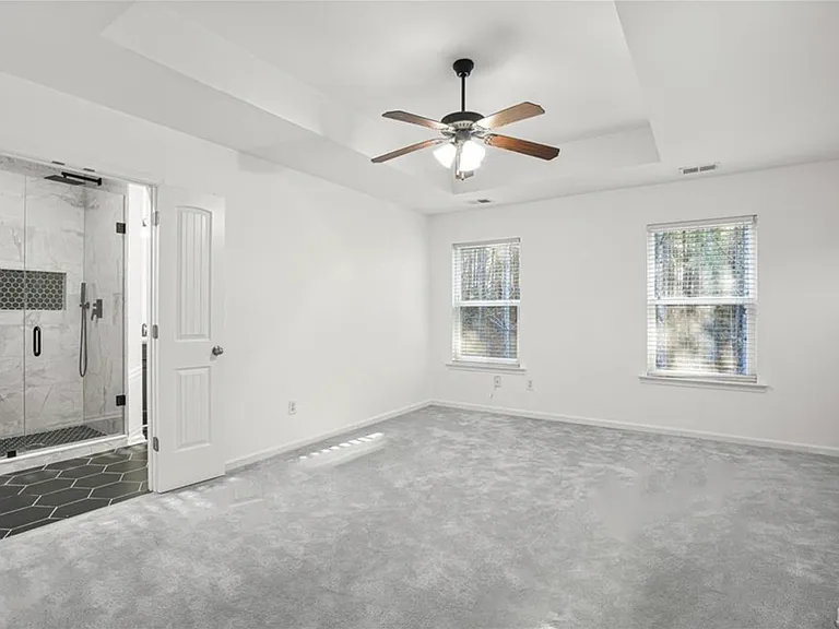 702 Barberry Dr — Photo 14
