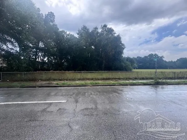 2801 N West St, Pensacola, FL 32505