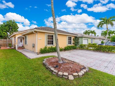 10523 SW 161st Pl, Miami, FL, 33196