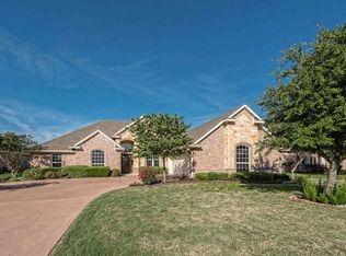 928 Queen Elizabeth Dr, Mc Gregor, TX 76657