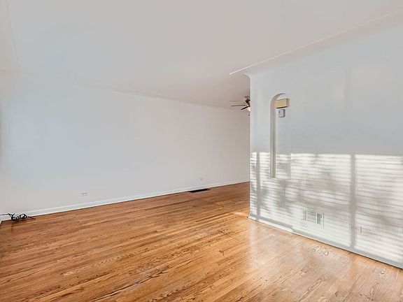 3rd image of 1555-1557 Tamarac St #0