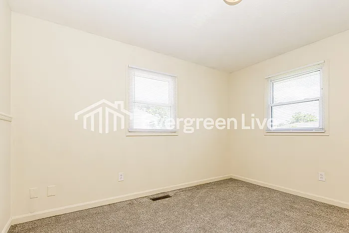 2611 Onaoto Ave — Photo 8