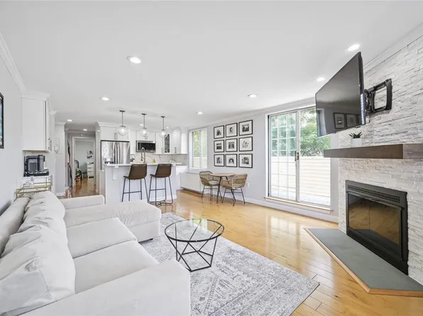 88 Fisher Avenue #PHI, Eastchester, NY 10709