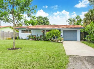 830 NE 18th St, Fort Lauderdale, FL 33305