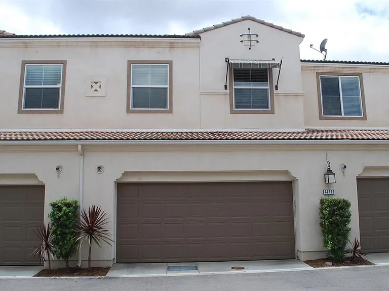 44111 Calle Luz — Photo 5
