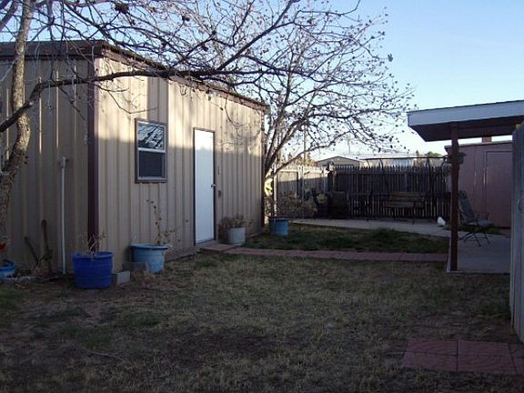 3rd image of 8800 Holiday Dr