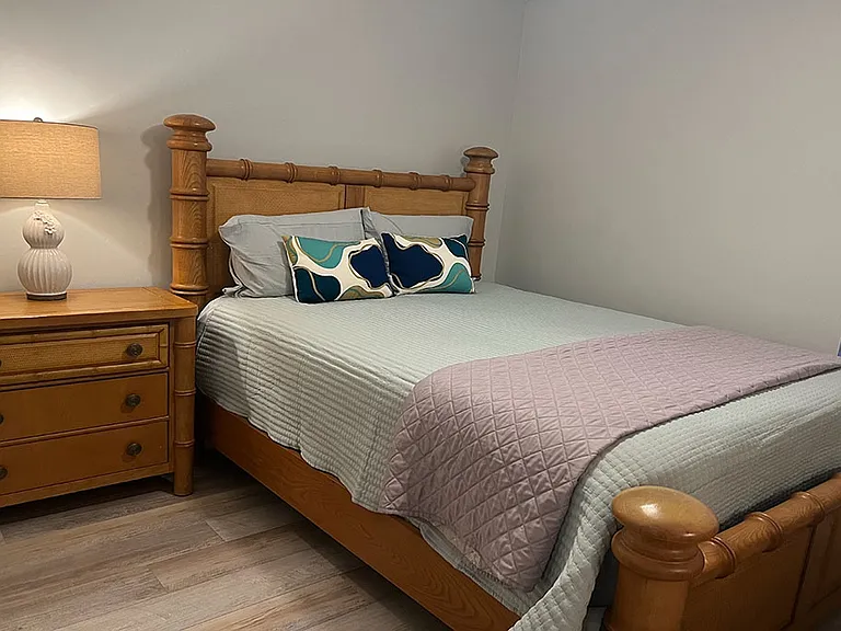 133 Bermuda Ct — Photo 20