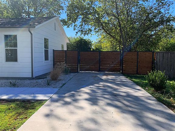 4th image of 4316 Patricia St
