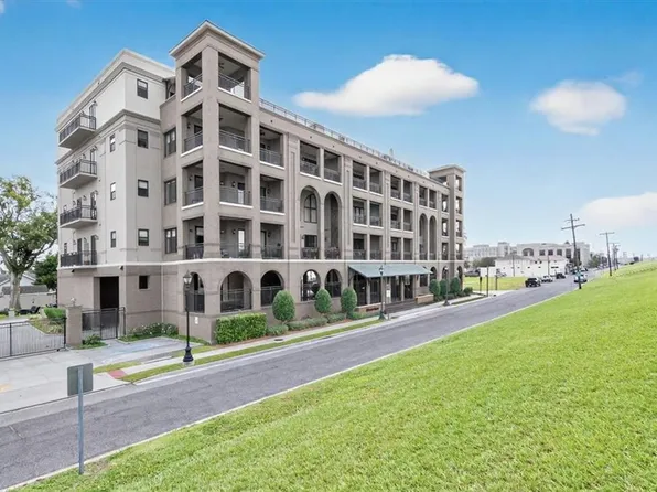 504 1st St Unit 204, Gretna, LA 70053