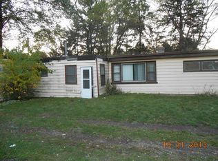 33027 N Fairfield Rd, Round Lake, IL 60073