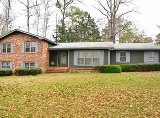 45 W Honeysuckle Ln, Carrollton, GA 30116